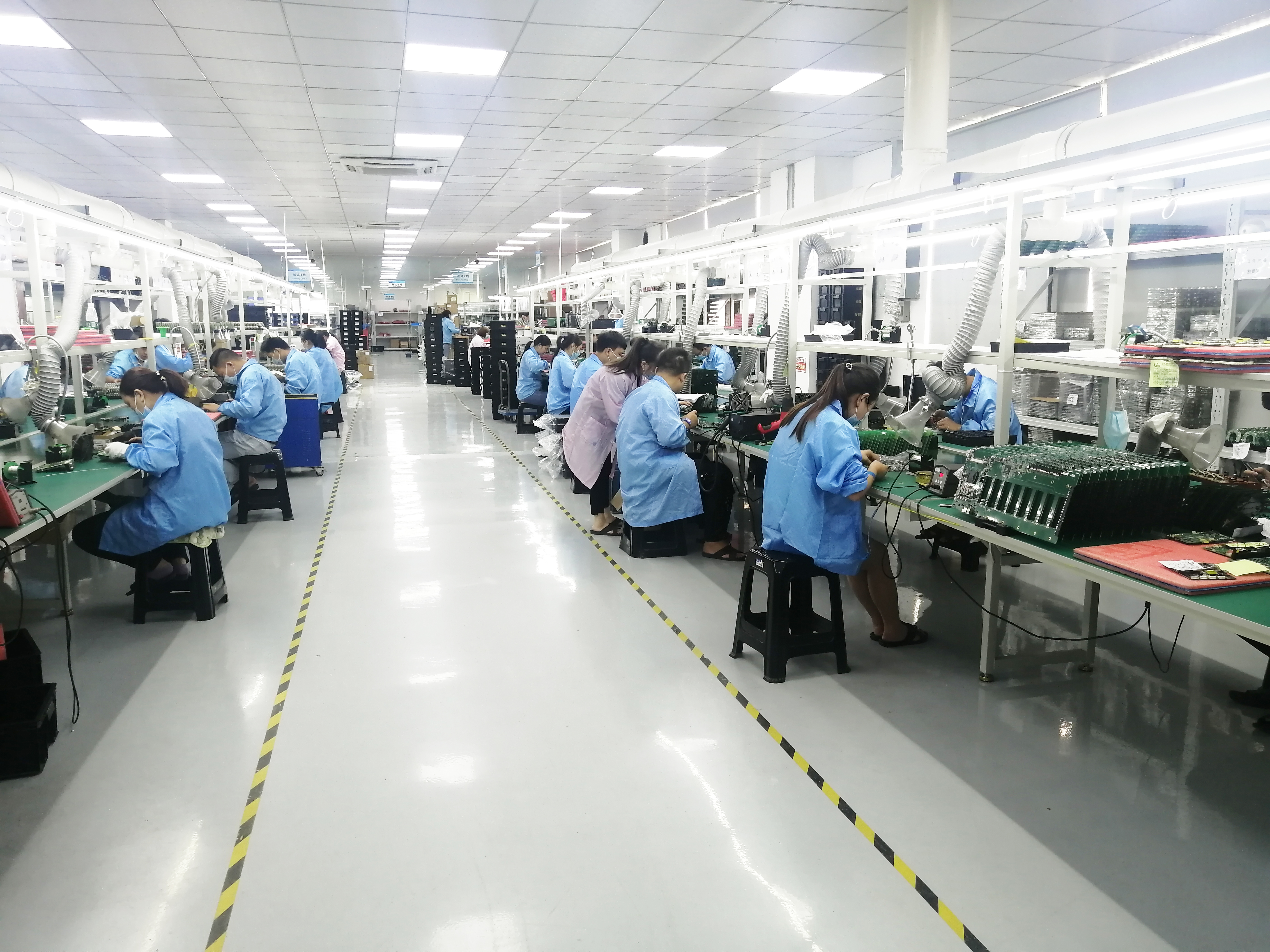 大型興東SMT貼片加工廠生產(chǎn)線展示 