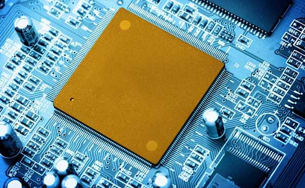 PCBA加工元器件和基材的選擇