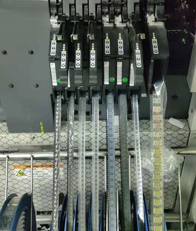 貼片類元器件IC芯片的包裝方式在SMT貼片中應(yīng)該如何選擇？