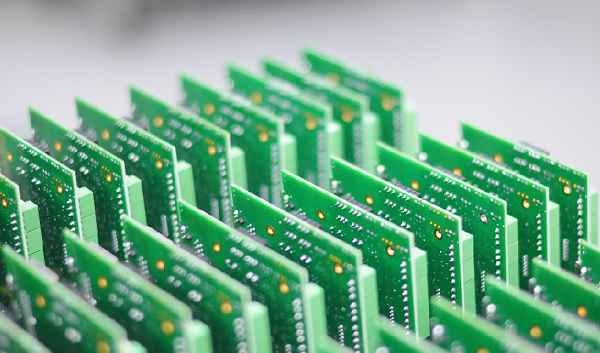 smt貼片加工的技術(shù)學(xué)習(xí)思路